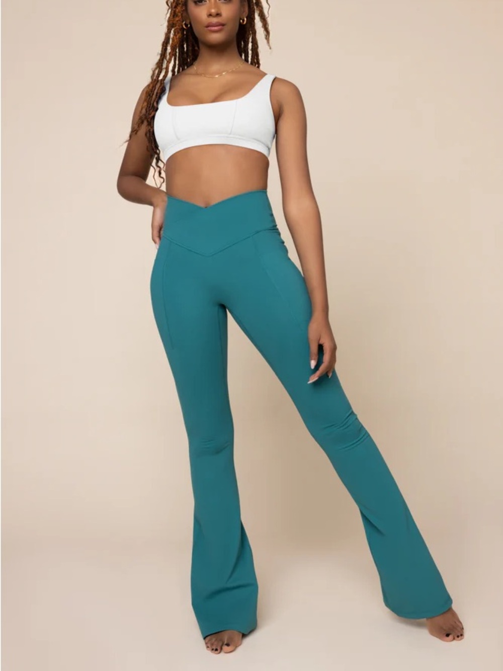 POPFLEX Crisscross Hourglass® Flared Legging with Pockets - Emerald